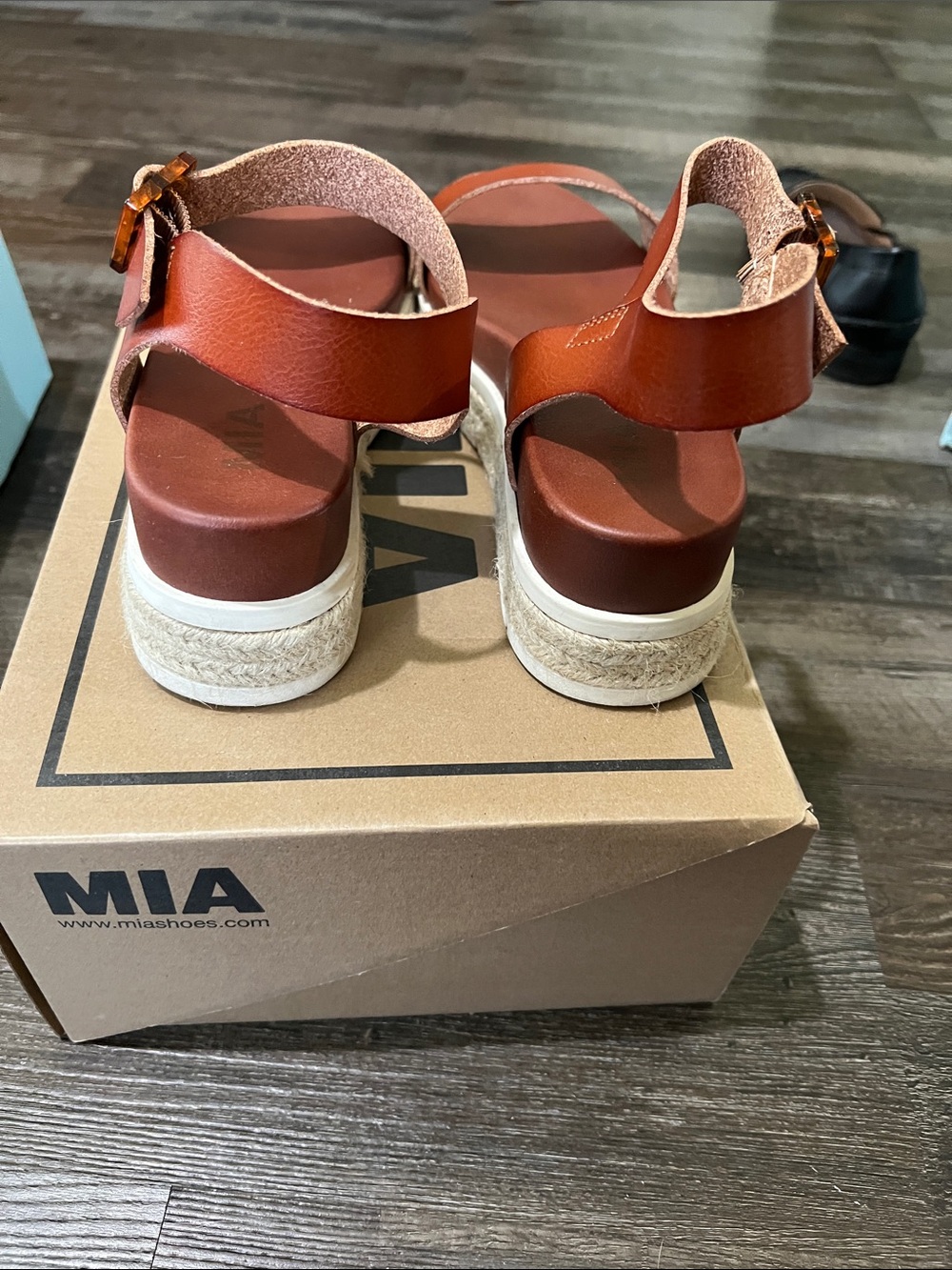 MIA Women’s Cognac Brown Espadrille Platform Sandals - Picture 3 of 3